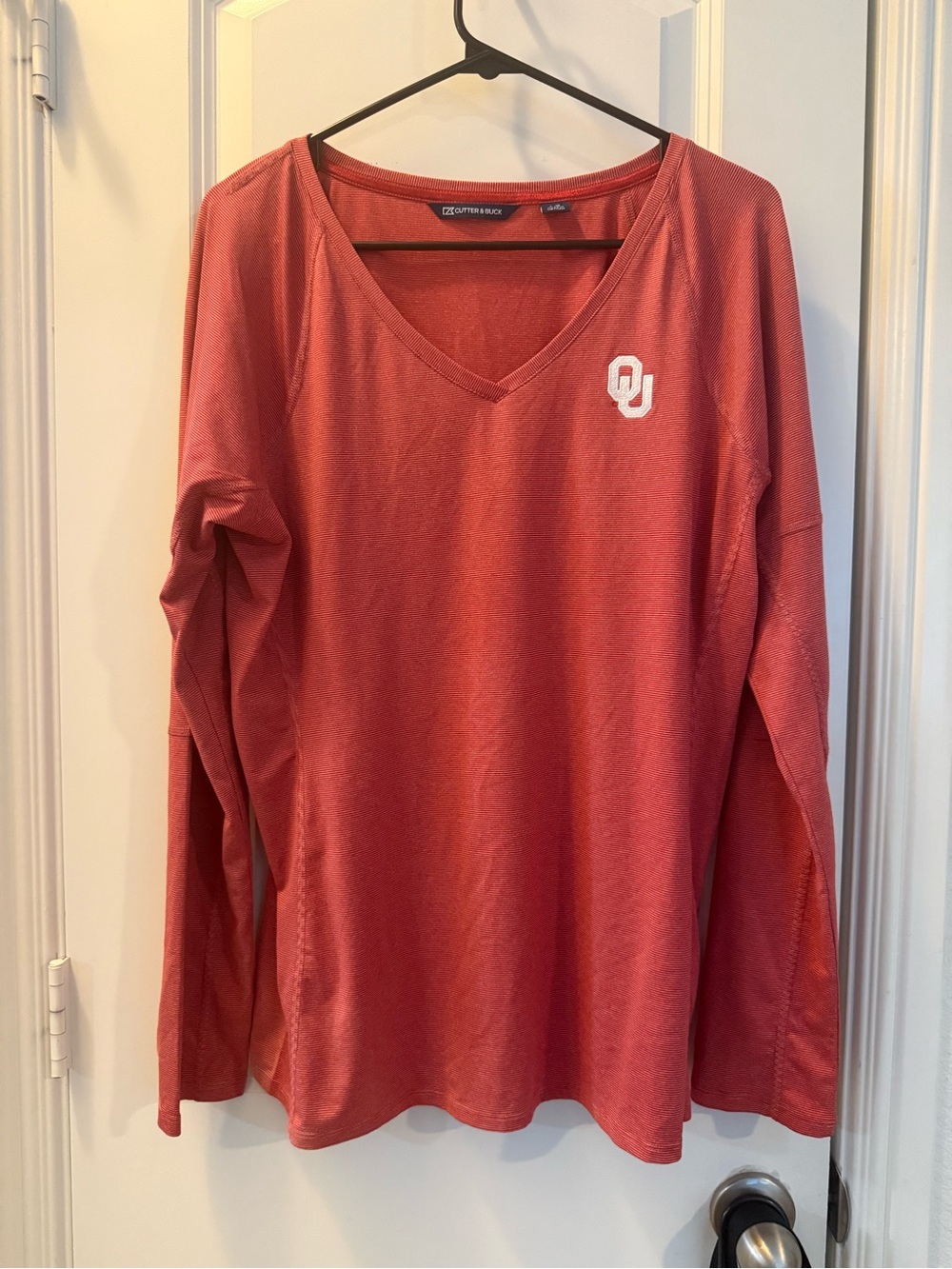 Cutter & Buck Crimson V-Neck OU Long Sleeve Tee